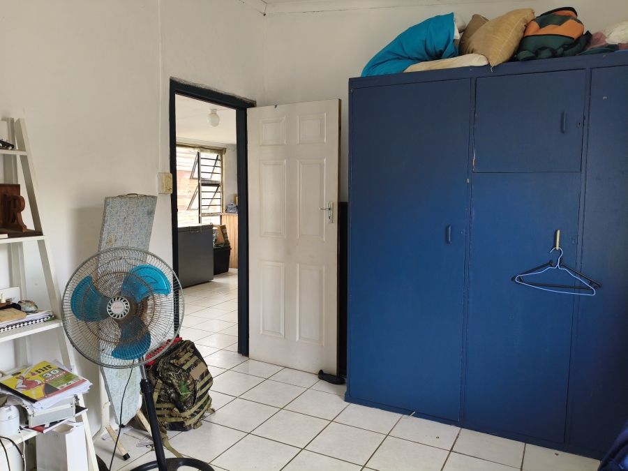 2 Bedroom Property for Sale in Paradise Beach Eastern Cape